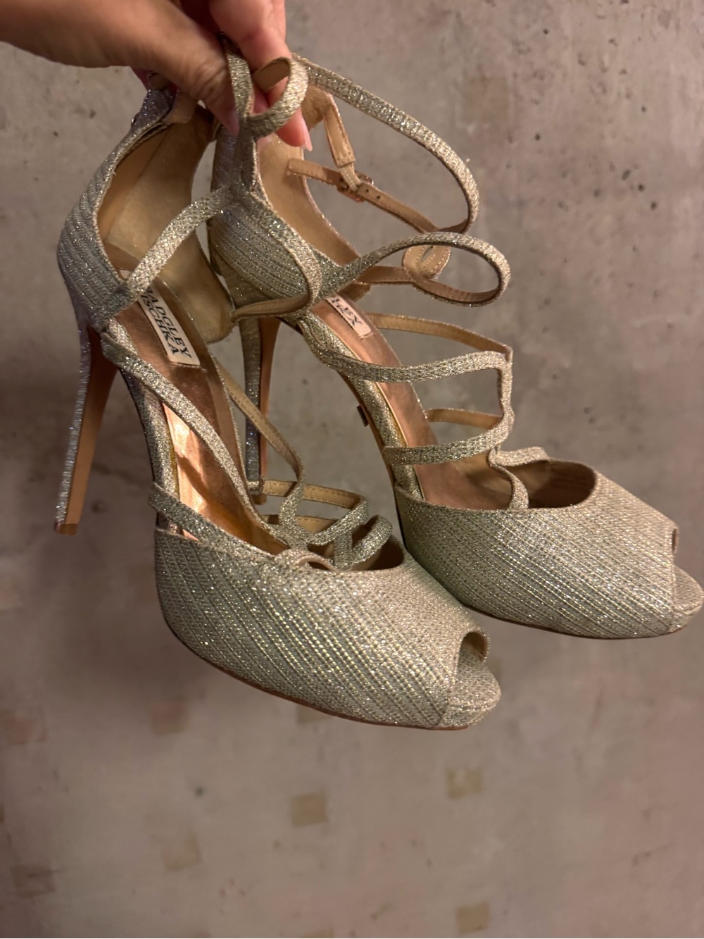 Badgley Mischka Strappy Gold Glitter Peep-Toe Heels Size 8 1/2